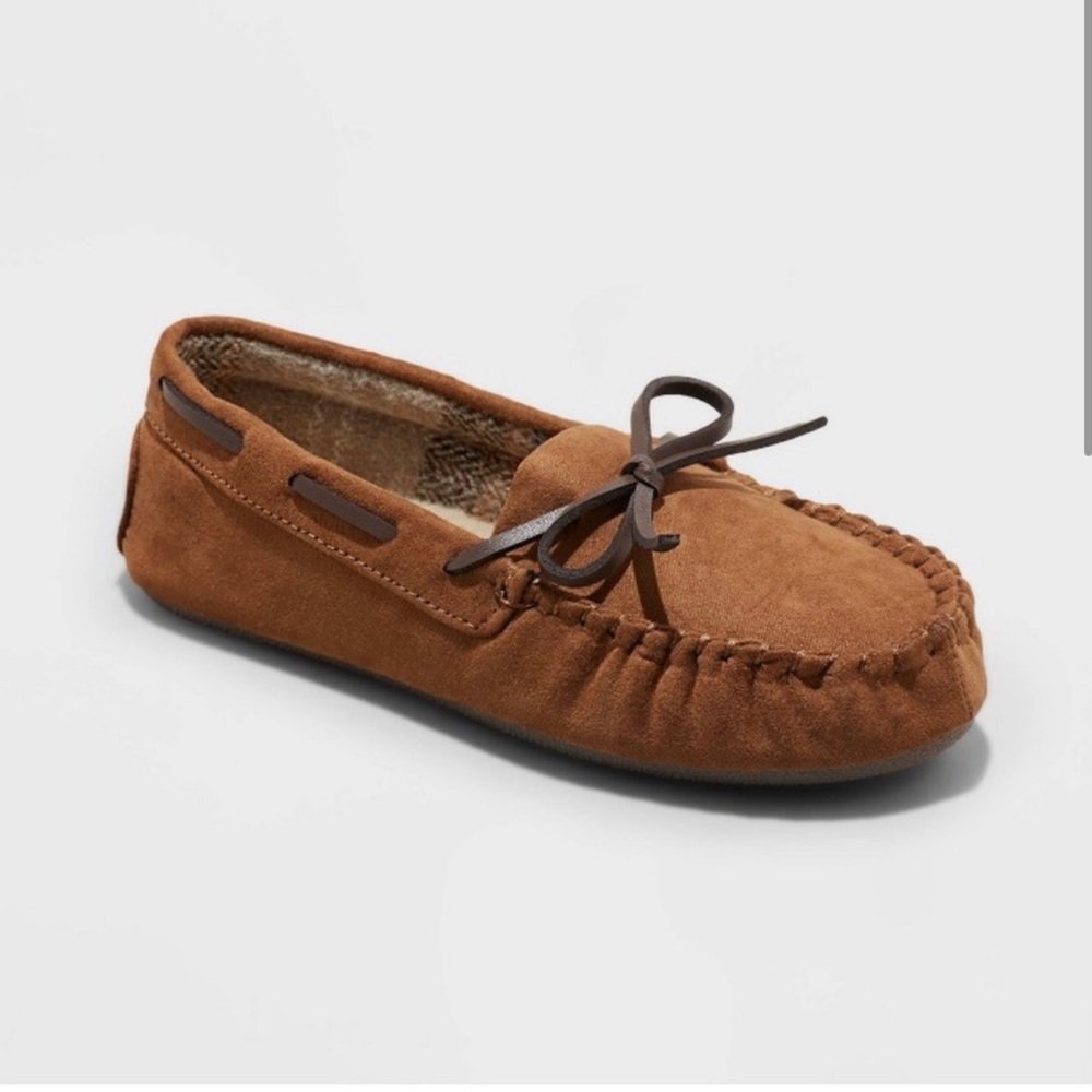 Boy’s Lionel moccasin slippers NWT